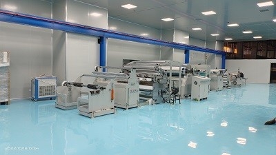 Máquina de revestimento de alta durabilidade e UV para solução de revestimento