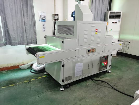 Alcançar a velocidade de cura máquina de cura UV com o nosso 1HP Desheng Motor Transmissão Sistema 5-20m / min velocidade