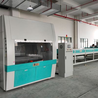 Máquina de revestimento por pulverização de fibras de embalagem de celulose industrial com sistema de pulverização recíproco de precisão para cartão reciclado