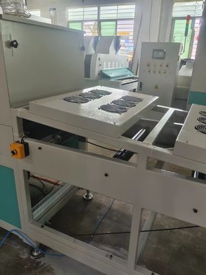 Máquina de revestimento de raspagem profissional de 400 mm 0.1-10m/min Reenrolamento automático