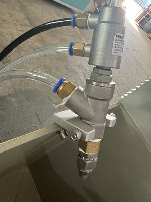 Taiyuan Changyuan bico usado máquina de revestimento de moldagem de celulose com 110kg de peso e 400 * 400 * 500 mm sala de pulverização