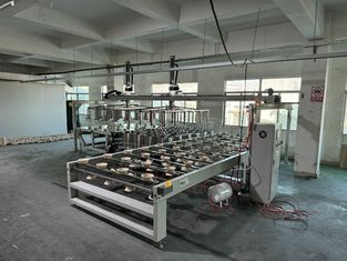 Máquina de revestimento de montagem robótica de alta velocidade de moldagem de celulose 24 estações para produto moldeado de celulose