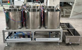 Máquina de revestimento por rotação de seis estações para moldagem de celulose em embalagens alimentares e embalagens industriais