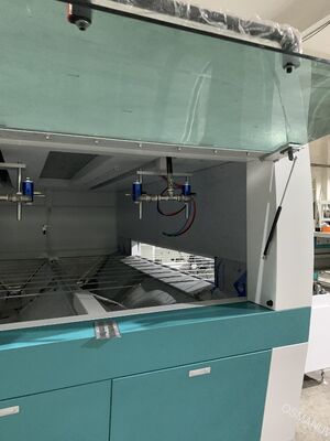 Máquina de revestimento por pulverização interna de 360° de precisão para moldagem de celulose de recipientes industriais e componentes de móveis - espessura de revestimento personalizável de 5 a 50 microns