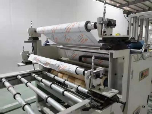 Fábrica de máquina UV autônoma imprimindo UV do revestimento da máquina UV do ponto do transporte do PVC da máquina de revestimento do verniz