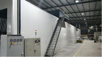 Espessura UV da máquina 6mm da pintura da mobília da máquina de revestimento para a mobília de aço ou os componentes de alumínio