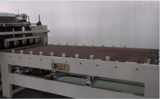 Máquina de revestimento do pulverizador do cálcio/comprimento uv 3.75KW dos sistemas de transporte 1800mm