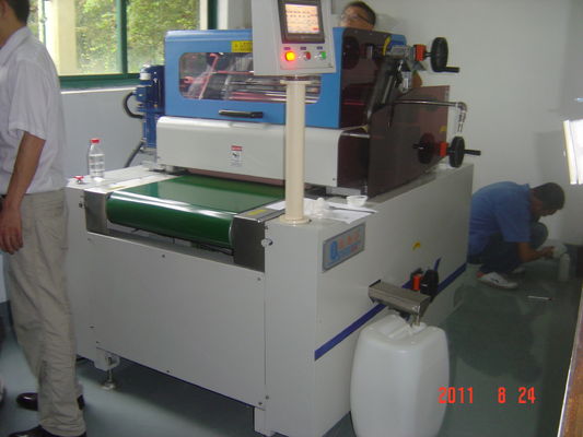 410 de 6KW volts de equipamento de revestimento do rolo apropriado para o plano de vidro