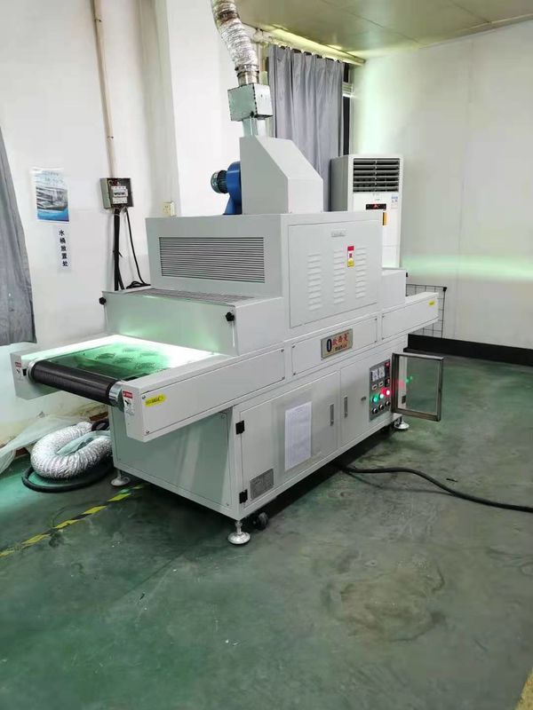 Máquina compacta de curado UV para painéis planos R & D e produção em pequenos lotes Composição da linha de produção