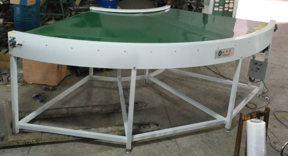 Máquina de transferência automática de cintos transportadores com capacidade de 2 m*0,6 m*1,5 m 50 kg/h