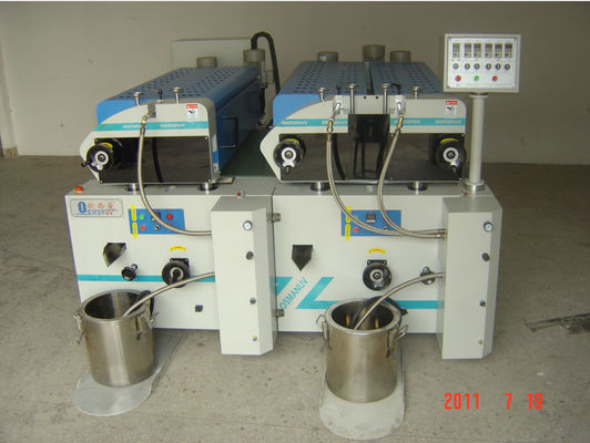 220V 2m/Min Plastic Roller Coating Equipment com bom Plumpness