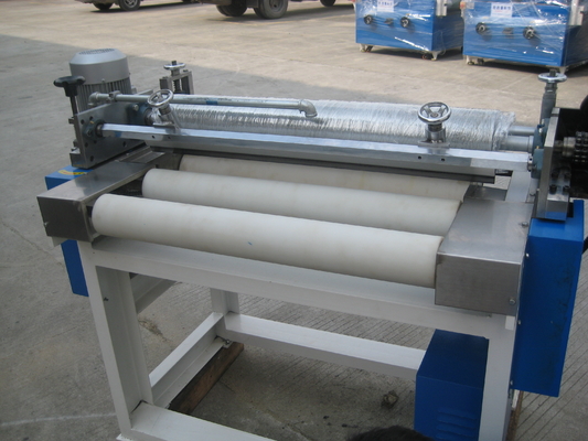 máquina UV do Coater do rolo dobro da largura de 920mm para a parede/placa